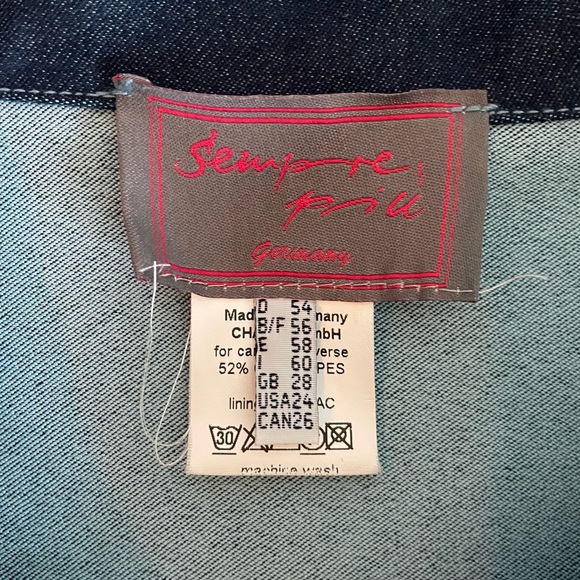 Chambray Two Tone Shacket w/Silver Buttons and Pockets - Picture 6 of 8